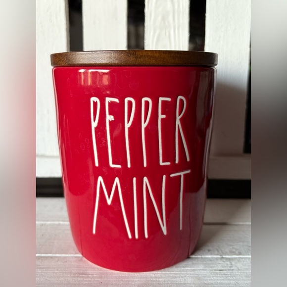 Rae Dunn Red Peppermint Cellar - Picture 1 of 3
